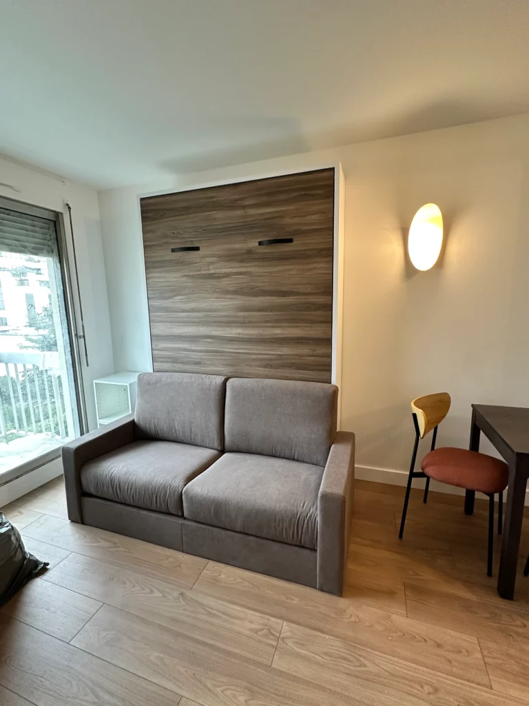 LIT ESCAMOTABLE AVEC CANAPE ET LED